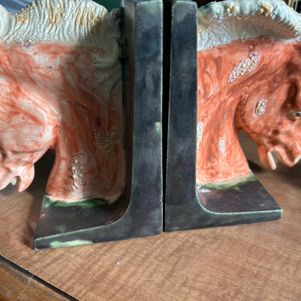 Horse book ends